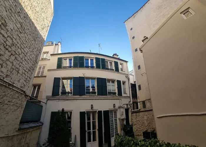 Appartement Luxueux Dans Maison Bourgeoise Parisienne